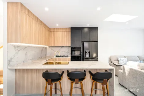 Property photo of 1/62 Ashcroft Avenue Casula NSW 2170