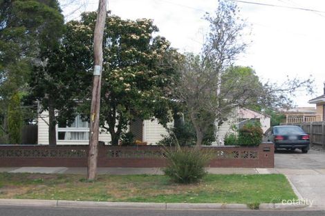 37 Robson Ave, Avondale Heights, VIC 3034