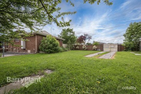 Property photo of 1 Pisa Court Doveton VIC 3177