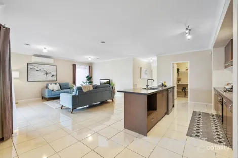 Property photo of 31 Leyana Crescent Brookfield VIC 3338