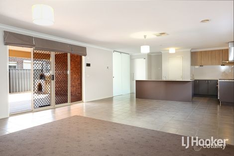 Property photo of 72 Brownlow Drive Point Cook VIC 3030