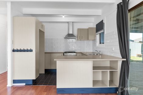 Property photo of 4 South Pacific Crescent Ulladulla NSW 2539