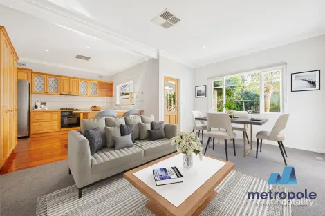 15 Dixon Gr, Blackburn, VIC 3130