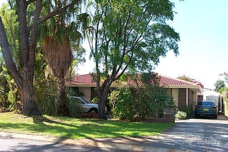 20 Tullamore Ave, Thornlie, WA 6108