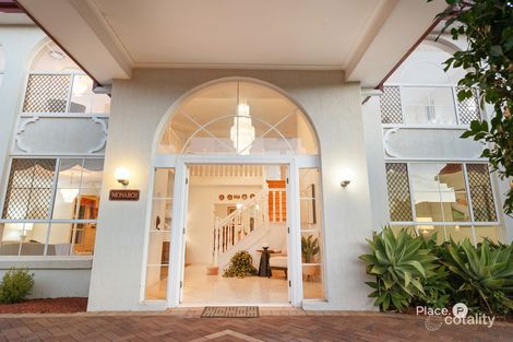 Property photo of 9 Meadow Place Sunnybank Hills QLD 4109