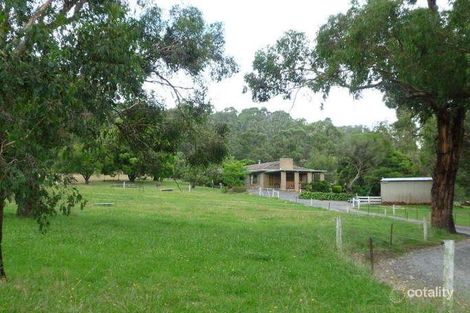 Property photo of 32 Centre Road Yellingbo VIC 3139