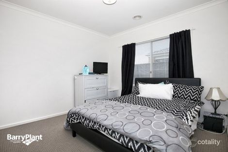 Property photo of 26 Silvergum Way Craigieburn VIC 3064