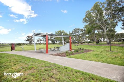 Property photo of 26 Silvergum Way Craigieburn VIC 3064