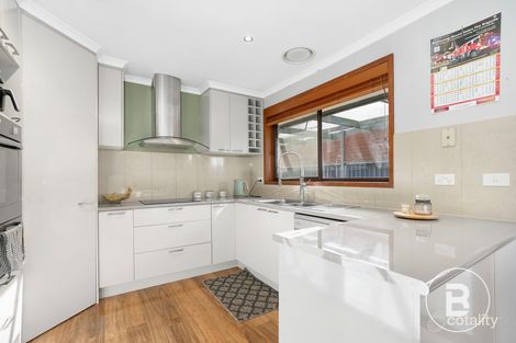 Property photo of 32 Bradby Avenue Mount Clear VIC 3350
