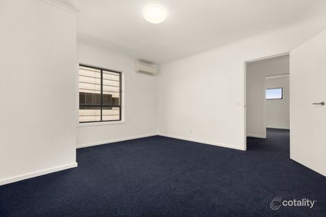 Property photo of 32/3 Wardens Walk Coburg VIC 3058