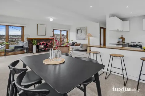 Property photo of 22 Oliver Avenue Lindisfarne TAS 7015