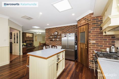 Property photo of 9 Logie Vale Lesmurdie WA 6076