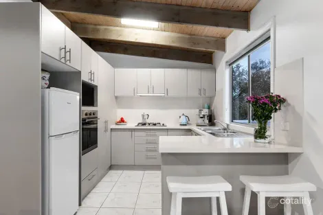 Property photo of 3 Phyllis Parade Rye VIC 3941