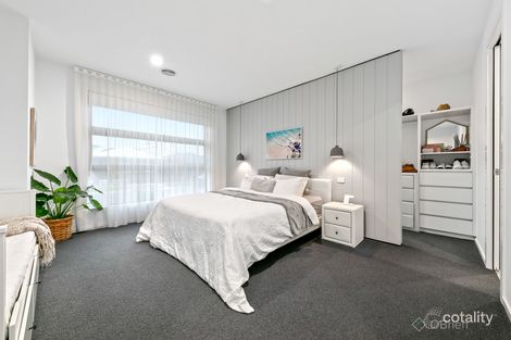 Property photo of 20 Murphy Street Clyde North VIC 3978