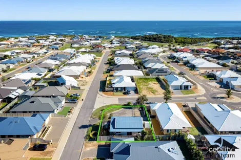 Property photo of 15 Schooner Pass Glenfield WA 6532