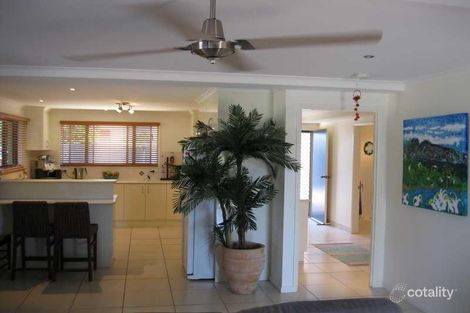 Property photo of 22 Redcliffe Avenue Seaforth QLD 4741