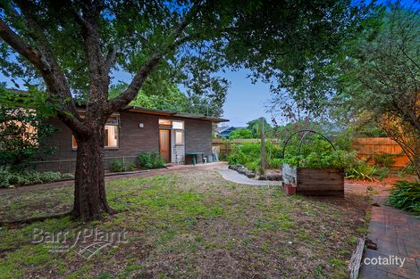 Property photo of 142 Wantirna Road Ringwood VIC 3134