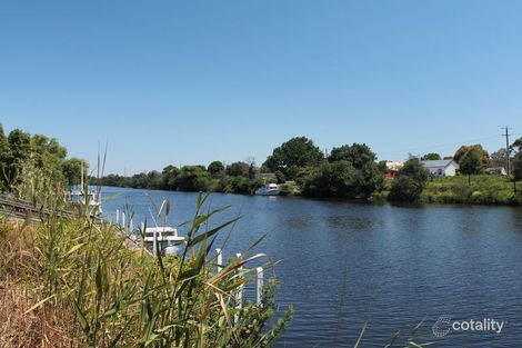 Property photo of 16 Robb Street East Bairnsdale VIC 3875