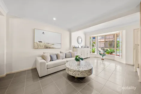 28/84 ST ANDREW ST, KURABY, QLD 4112
