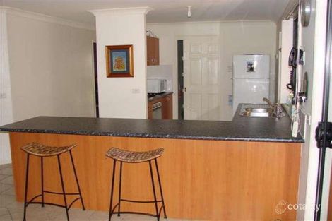 Property photo of 33 Fullerton Circuit St Helens Park NSW 2560