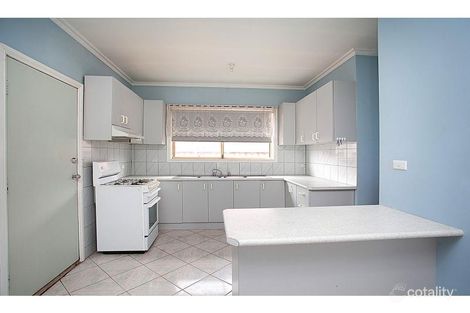 Property photo of 2/33 Doherty Street Deer Park VIC 3023