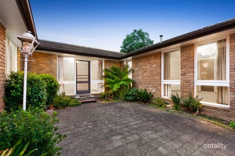 Property photo of 5 Binalong Court Yallambie VIC 3085