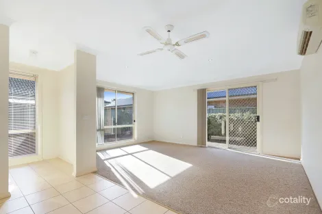 Property photo of 2/13 Rachel Court Lavington NSW 2641