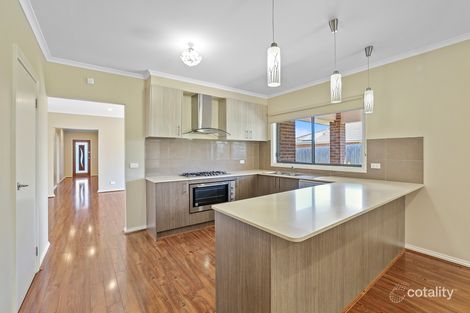 Property photo of 10 Leura Street Drouin VIC 3818