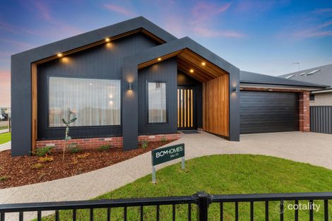 28 Hollioake Dr, Lucas, VIC 3350