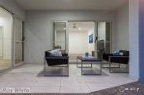 Property photo of 1/6 Joshua Place Redland Bay QLD 4165