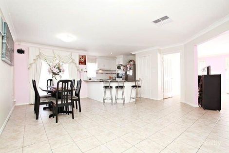 Property photo of 19 Marrowie Place Taylors Hill VIC 3037