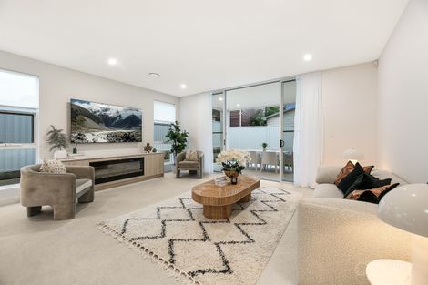 Property photo of 7 Dernancourt Parade Milperra NSW 2214