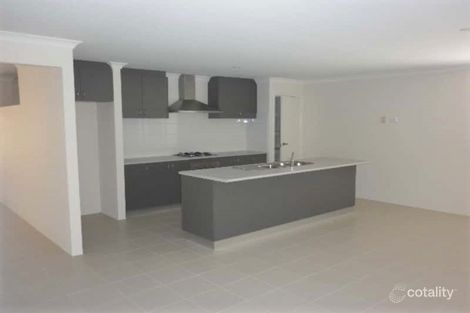 Property photo of 40 Highland Crescent Meadow Springs WA 6210