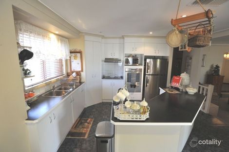 Property photo of 12 Wayamba Close Hillvue NSW 2340