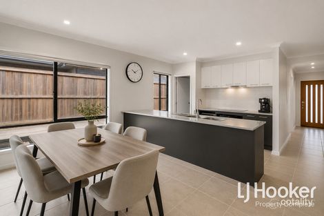 Property photo of 16 Springbrook Street Yarrabilba QLD 4207