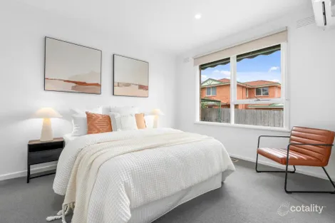 Property photo of 4/8 Simpsons Road Box Hill VIC 3128