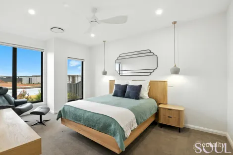 Property photo of 75 Hardiman Way Griffith NSW 2680
