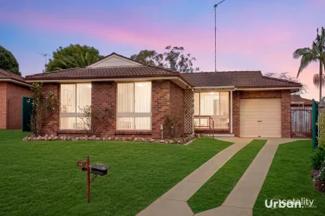 18 Carly Pl, Quakers Hill, NSW 2763