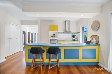 Property photo of 30 Allunga Parade Berwick VIC 3806