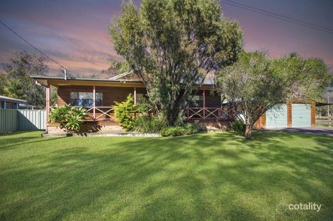 69 Warner Ave, Tuggerawong, NSW 2259