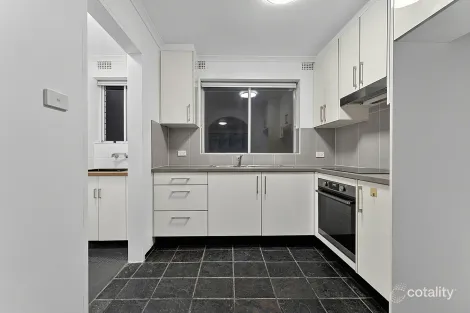 Property photo of 10/25 Sturdee Parade Dee Why NSW 2099