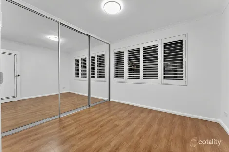 Property photo of 10/25 Sturdee Parade Dee Why NSW 2099