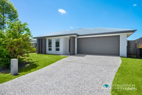43 Ngungun Cres, Glass House Mountains, QLD 4518