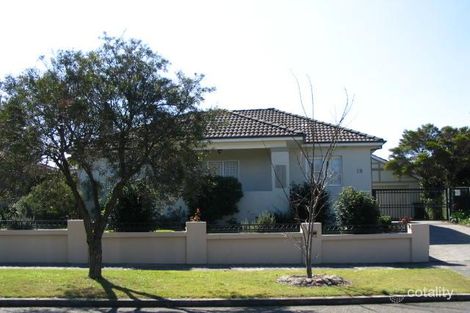 19 Casino St, Eastlakes, NSW 2018