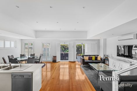 71 Price St, Essendon, VIC 3040