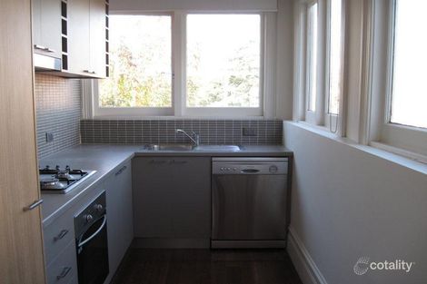 Property photo of 10/1 Maysbury Avenue Elsternwick VIC 3185