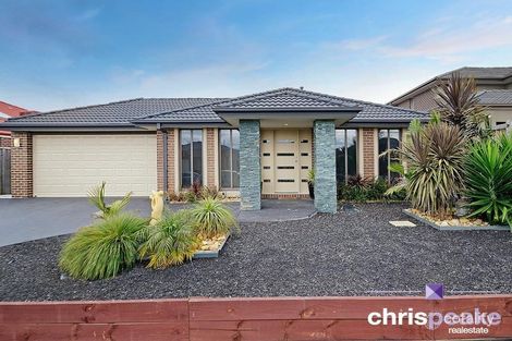 Property photo of 5 Olivebank Crescent Cranbourne North VIC 3977