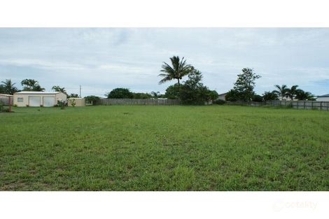 75 Pacific Dr, Blacks Beach, QLD 4740