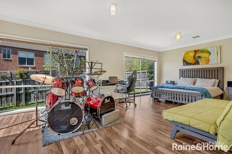 Property photo of 4 Munch Place Sunbury VIC 3429