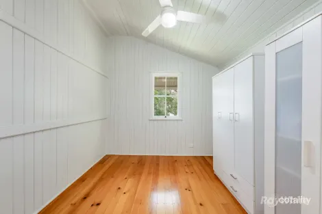 Property photo of 357 Bourbong Street Millbank QLD 4670